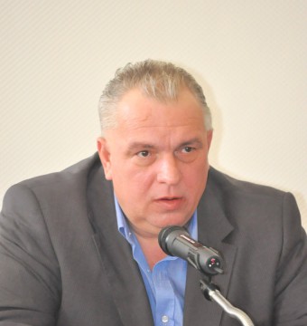 Pe urmele lui Mazăre. Constantinescu nu exclude demisia din PSD